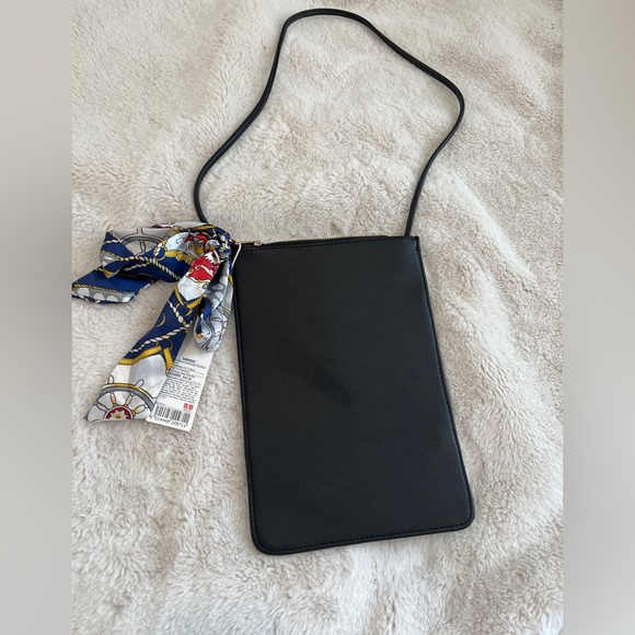 Miniso minimalist bag 2 pcs cream and black NWT - Picture 8 of 10